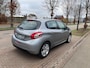 Peugeot 208 Signature / Navi / Airco / Carplay / 5-deurs / LM wielen