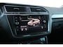 Volkswagen Tiguan 1.5 TSI 150pk DSG ACT Highline | Trekhaak | Panoramadak | Stoelverwarming | Camera | Navigatie
