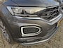 Volkswagen T-Roc 1.5 TSi Sport R-Line Aut., Pano | Camera | Navi & CarPlay
