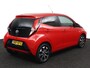 Toyota Aygo 1.0 VVT-i x-joy Limited Automaat | Lichtmetalen Velgen | Automatische Airco | Privacy Glas | Achteruitrijcamera |