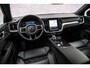 Volvo V60 2.0 T6 Plug-in hybrid AWD Plus Dark | Harman Kardon Audio | Trekhaak | Stoel- / Stuurverwarming Voor + Achter | 360 Camera | Adaptive Cruise | Google | Carplay | Dodehoekdetectie