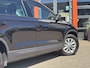 Skoda Karoq 1.0 TSI Business Edition / Applecarplay/Androidauto / Trekhaak Wegklapbaar / Electr. achterklep / Keyless / Led verlichting / Parkeersensoren