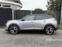 Peugeot 2008 GT 1.2 Hybrid 136PK e-DCS6 Automaat Navigatie, Achteruitrijcamera, Keyless, Parkeersensoren, Adaptieve Cruise Control, Apple Carplay, Android Auto
