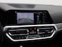 BMW 3-Serie 318i Executive Edition M-Sport | CAMERA | CARPLAY | STOELVERWARMING