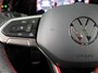Volkswagen Golf 2.0 TSI GTI 265PK DSG | Verlengde garantie | Panorama dak | Head up Display | Blackstyle | 19"LM velgen |