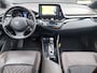 Toyota C-HR 1.8 Hybrid Executive ADAPT CRUISE CAMERA JBL SOUND HALF LEER PARK ASSIST LED NAVI ECC