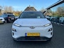 Hyundai Kona Electric EV Premium Sky 64kWh 3-Fase | SOH 100% | Leer | Navi | Schuifdak