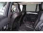 Volvo XC90 T8 Recharge AWD Ultra Dark - Panorama/schuifdak - IntelliSafe Assist & Surround - 360º Camera - Harman/Kardon audio - Adaptieve LED koplampen - Verwarmde voorstoelen, stuur & achterbank - Parkeersensoren voor & achter - Elektr. bedienb. voorstoelen met geheugen - Head up display - Draadloze tel. lader - Extra getint glas - 21' LMV
