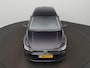 Volkswagen Golf 1.0 eTSI Life Business Clima / Metallic / Navigatie