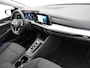 Volkswagen Golf 1.0 eTSI Life Business Clima / Metallic / Navigatie
