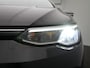 Volkswagen Golf 1.0 eTSI Life Business Clima / Metallic / Navigatie