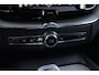 Volvo XC60 2.0 T6 Plug-in hybrid AWD Ultimate Dark 350pk Panoramadak/Luchtvering/360Camera