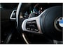 BMW 3-Serie 330e High Ex M-Sport Frozen / Glazen dak / Adaptief onderstel / Electrische stoelen /