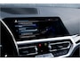 BMW 3-Serie 330e High Ex M-Sport Frozen / Glazen dak / Adaptief onderstel / Electrische stoelen /
