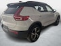 Volvo XC40 Plug-in Hybrid T5 R-Design | Panoramadak | Dode hoek detectie BLIS | 360 camera | Harman Kardon | Stoel- en stuurverwarming | Parkeersensoren voor + achter | Voorruitverwarming | Getint glas | Actieve LED koplampen | Draadloze telefoonlader |