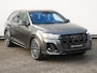 Audi Q7 55 TFSI e quattro Pro Line S | Verwarm baar stuurwiel + voorraam | HUD | Matrix LED | Trekhaak | Elektr. verstelbare voorstoelen + memory | Stoelverwarming v+a | 360° camera |