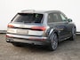 Audi Q7 55 TFSI e quattro Pro Line S | Verwarm baar stuurwiel + voorraam | HUD | Matrix LED | Trekhaak | Elektr. verstelbare voorstoelen + memory | Stoelverwarming v+a | 360° camera |