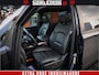 Dodge Ram 1500 Black Sport | Hemi 5.7 V8 | Luchtvering | 360 Camera | Panorama Dak | 4x4 Crew Cab | Dubbele cabine 5 persoons | Grijskenteken |