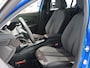 Peugeot 208 1.2 100 pk Allure Pack | Parkeersensoren achter | Navigatie | Cruise Control | Climate control | Apple carplay/Android auto