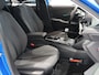 Peugeot 208 1.2 100 pk Allure Pack | Parkeersensoren achter | Navigatie | Cruise Control | Climate control | Apple carplay/Android auto