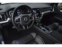 Volvo V60 T6 Hybride AWD Plus Dark | Trekhaak | Stoel + Stuur Verwarmd | elektrische stoelen | Pilot-assist |