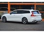 Volvo V60 T6 Hybride AWD Plus Dark | Trekhaak | Stoel + Stuur Verwarmd | elektrische stoelen | Pilot-assist |