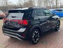 Volkswagen T-Cross 1.5 TSI 150pk DSG R-Line / Afneembare trekhaak / 17'' LMV / Achteruitrij camera / Carplay