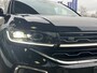 Volkswagen T-Cross 1.5 TSI 150pk DSG R-Line / Afneembare trekhaak / 17'' LMV / Achteruitrij camera / Carplay