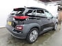 Hyundai Kona Electric EV FASHION 64 KWH I 3 FASE I 100% SOH I P-CAMERA I AUTOMAAT I APPLE CARPLAY
