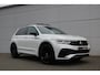 Volkswagen Tiguan 1.5 TSI R-Line Black Style (36.826Km! Panodak Carplay ACC HeadUp Standkachel IQ.Light Camera Trekhaak 20Inch PrivacyGlass)
