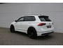 Volkswagen Tiguan 1.5 TSI R-Line Black Style (36.826Km! Panodak Carplay ACC HeadUp Standkachel IQ.Light Camera Trekhaak 20Inch PrivacyGlass)