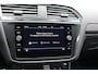 Volkswagen Tiguan 1.5 TSI R-Line Black Style (36.826Km! Panodak Carplay ACC HeadUp Standkachel IQ.Light Camera Trekhaak 20Inch PrivacyGlass)