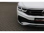 Volkswagen Tiguan 1.5 TSI R-Line Black Style (36.826Km! Panodak Carplay ACC HeadUp Standkachel IQ.Light Camera Trekhaak 20Inch PrivacyGlass)