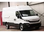 IVECO Daily 35S14V AUTOMAAT L2H2 3500KG TREKVERMOGEN Iveco Daily 35S14V 2.3 352 H2 AUTOMAAT 3500KG TREKVERMOGEN