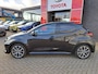 Toyota Yaris 1.5 Hybrid 130 Executive ACHTERUITRIJCAMERA STOELVERWARMING STUURWIELVERWARMING