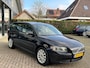 Volvo V50 2.4 Momentum Aut. Clima Cruise Trekhaak NAP NL-Auto Dealerondrhouden!