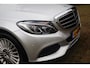Mercedes-Benz C-klasse 180 Premium Plus Aut. | Stoelverwarmd | Dodehoek | Lederen Dashboard | 55.000KM | Sportstoelen | Trekhaak |