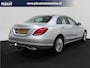 Mercedes-Benz C-klasse 180 Premium Plus Aut. | Stoelverwarmd | Dodehoek | Lederen Dashboard | 55.000KM | Sportstoelen | Trekhaak |