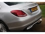 Mercedes-Benz C-klasse 180 Premium Plus Aut. | Stoelverwarmd | Dodehoek | Lederen Dashboard | 55.000KM | Sportstoelen | Trekhaak |