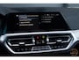 BMW 3-Serie 330e PANO MEMORY M PAKKET CAMERA HUD TREKHAAK