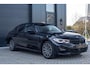 BMW 3-Serie 330e PANO MEMORY M PAKKET CAMERA HUD