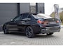 BMW 3-Serie 330e PANO MEMORY M PAKKET CAMERA HUD TREKHAAK