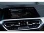 BMW 3-Serie 330e PANO MEMORY M PAKKET CAMERA HUD TREKHAAK