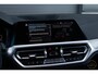 BMW 3-Serie 330e PANO MEMORY M PAKKET CAMERA HUD TREKHAAK