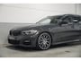 BMW 3-Serie Touring 330e M-Sport | Panoramadak | Harman Kardon | Head Up | 20" | Elektr. Trekhaak