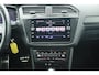 Volkswagen Tiguan 1.5 TSI 150pk DSG R-Line Trekhaak Head-Up Stoelverwarming Virtual Cockpit Navigatie