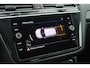 Volkswagen Tiguan 1.5 TSI 150pk DSG R-Line Trekhaak Head-Up Stoelverwarming Virtual Cockpit Navigatie
