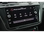 Volkswagen Tiguan 1.5 TSI 150pk DSG R-Line Trekhaak Head-Up Stoelverwarming Virtual Cockpit Navigatie