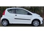 Peugeot 107 1.0-12V XR 2012 NAP AIRCO GOED ONDERHOUDEN EN ERG NETJES
