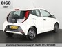 Toyota Aygo 1.0 VVT-i X CARPLAY NAVI 1e EIG.GARANTIE 10-2031 VOLLEDIG OH. AUDIO. SPEED LIMITER.